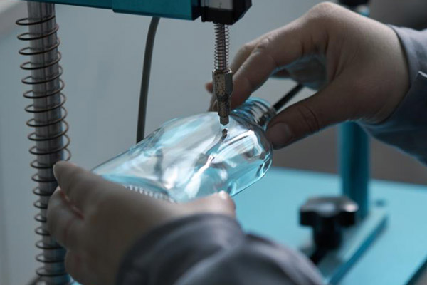 стеклянная бутылка-колба