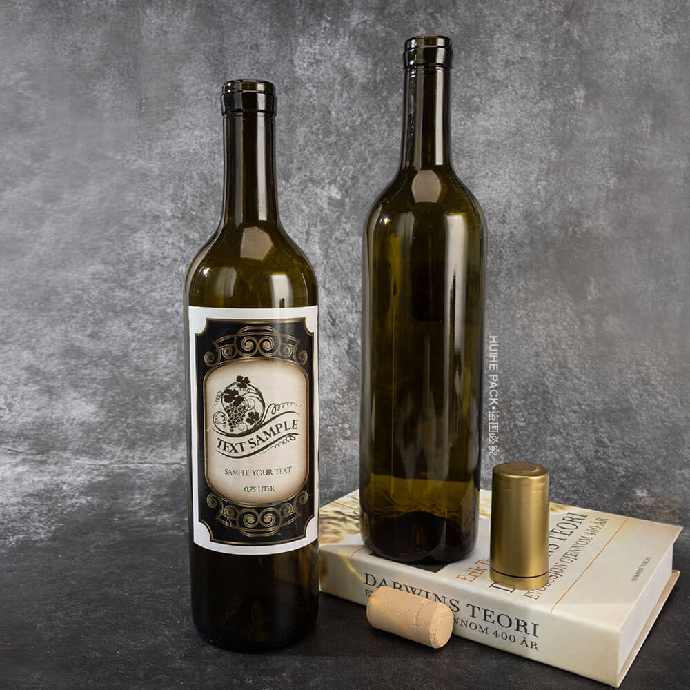 Стеклянная бутылка объемом 750 мл.