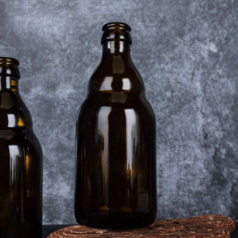 Янтарная бутылка с ликером 01-10