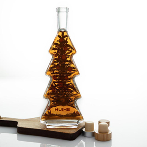 Изготовленная на заказ стеклянная бутылка для ликера в форме рождественской елки объемом 500 мл