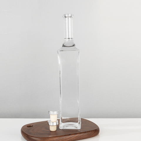 700 мл квадратная удлиненная образованая бутылка из стеклянных духов с элегантными изгибами