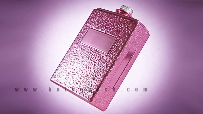 Круглые и квадратные бутылки для виски — украшение квадратной бутылки