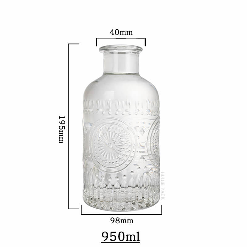 Floral thick neck Liquor Bottle-capacity Цветочная густая шея с пиклерами.