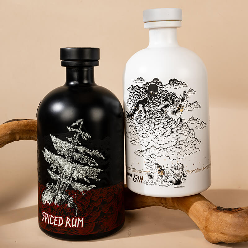 Образец горячих запылений бутылка с ликером