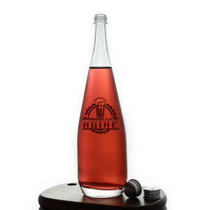 Стеклянная бутылка для фруктового вина с завинчивающейся крышкой