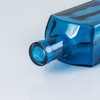 Квадратная бутылка для ликера синего стекла емкостью 750 мл