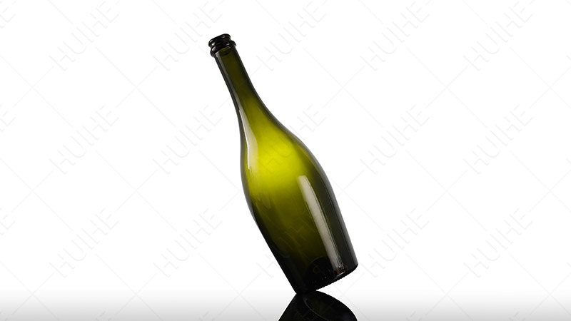 Пивные бутылки с выступами на дне - бутылка сидра