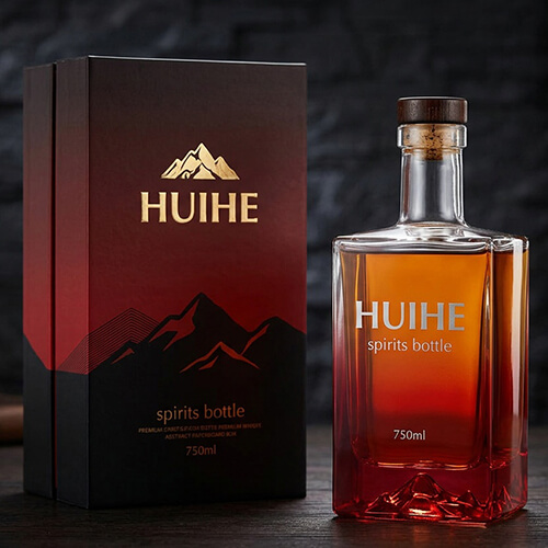 бутылка красного ликера с коробкой