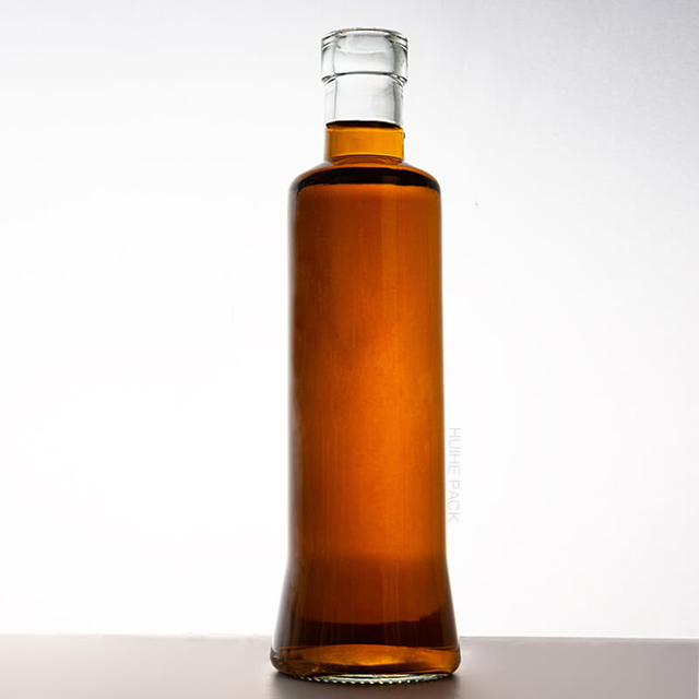 Цилиндрическая прозрачная стеклянная бутылка для напитков на 300 мл оптом